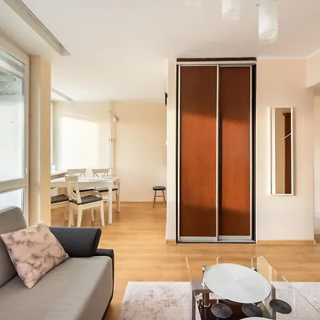 Krasinski Garden Charming By Bookinghost * Varšava