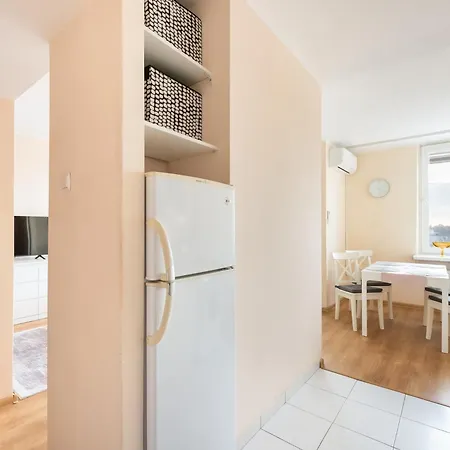 Krasinski Garden Charming By Bookinghost * Varšava