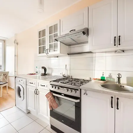 Apartman Krasinski Garden Charming By Bookinghost Varsó